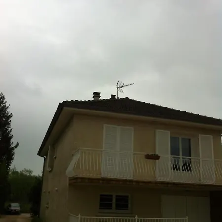 Le St Proche Bugey & Lyon Apartment Saint-Romain-de-Jalionas